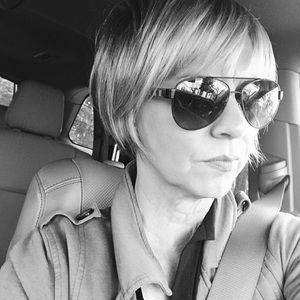 Meet your Posher, Suzanne